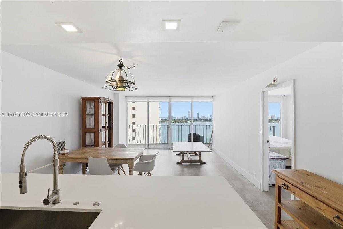 Small Image of 7601 EAST TREASURE DR ## 2109, North Bay Village Number 6