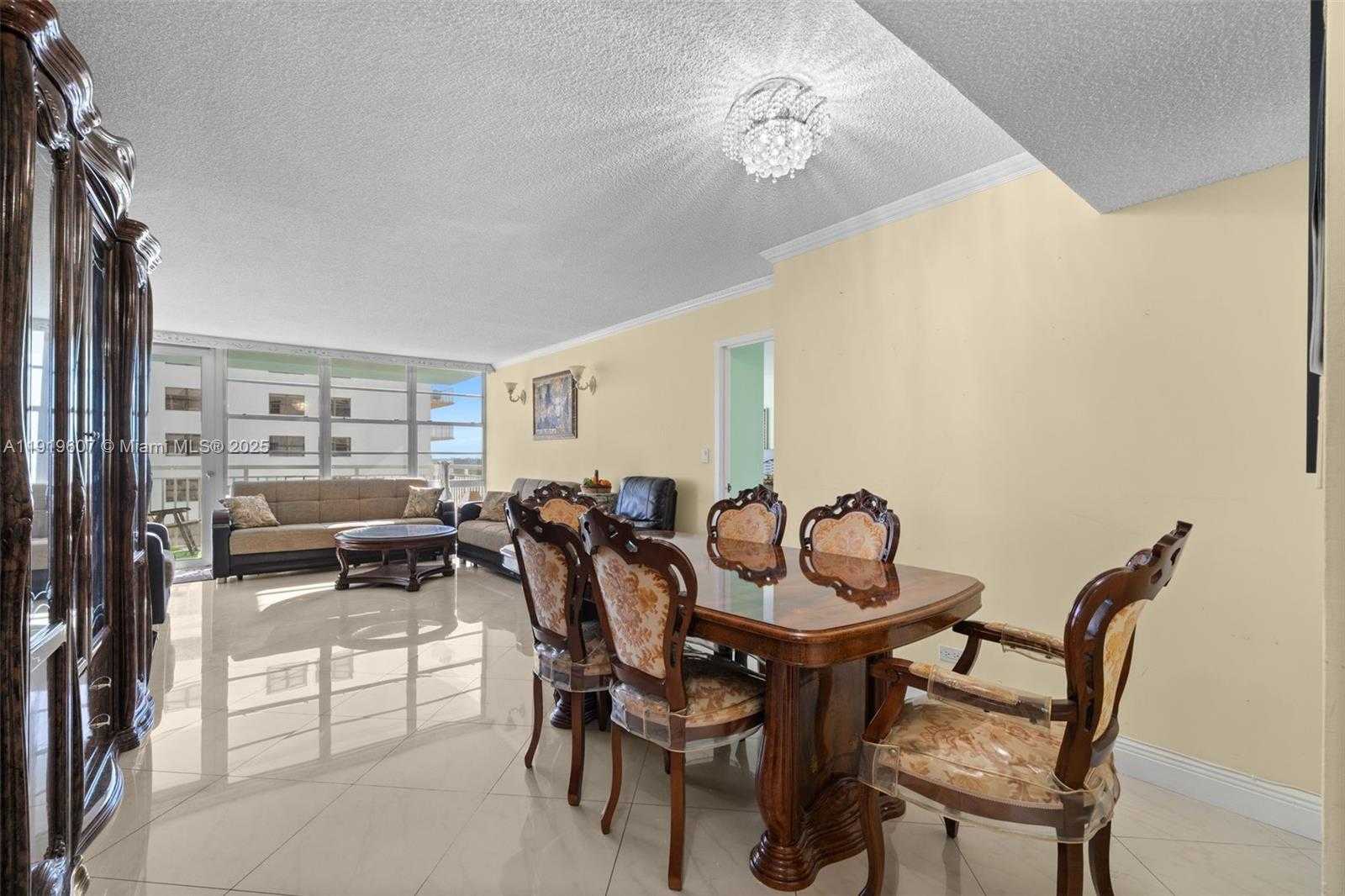 Small Image of 301 174TH ST #1109, Sunny Isles Beach Number 5