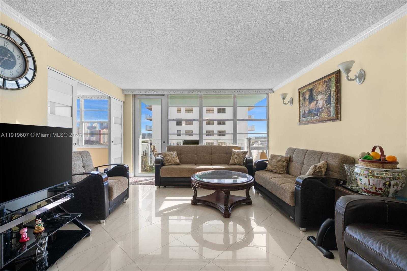 Small Image of 301 174TH ST #1109, Sunny Isles Beach Number 6