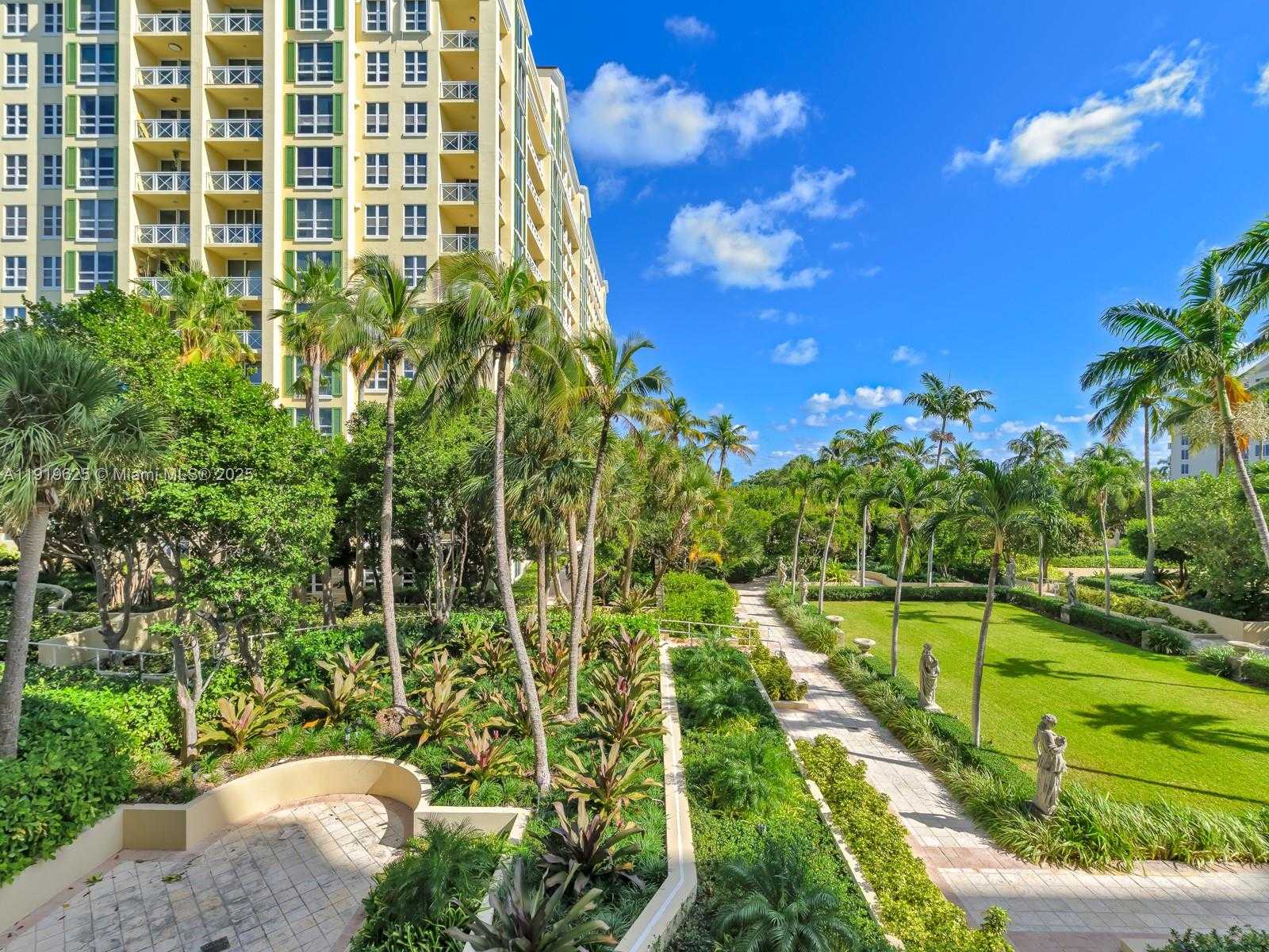 Small Image of 445 GRAND BAY DR #303, Key Biscayne Number 15