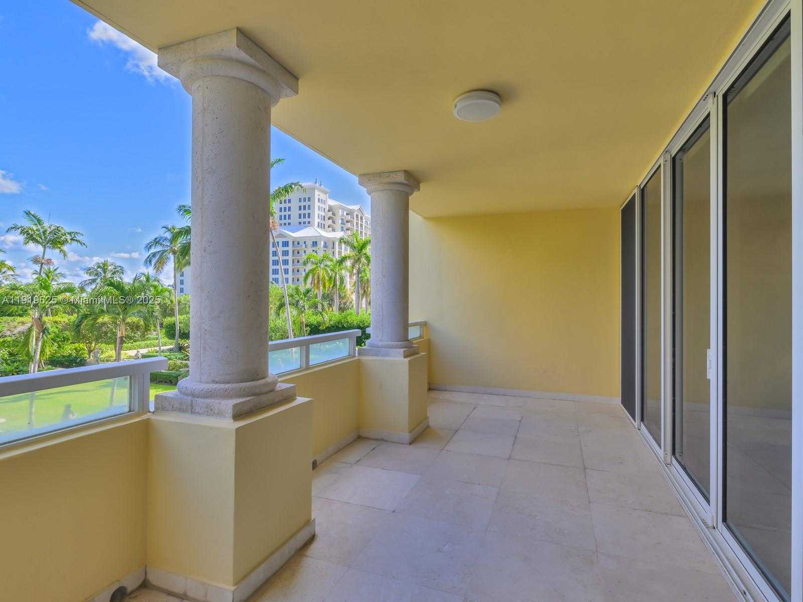 Small Image of 445 GRAND BAY DR #303, Key Biscayne Number 17