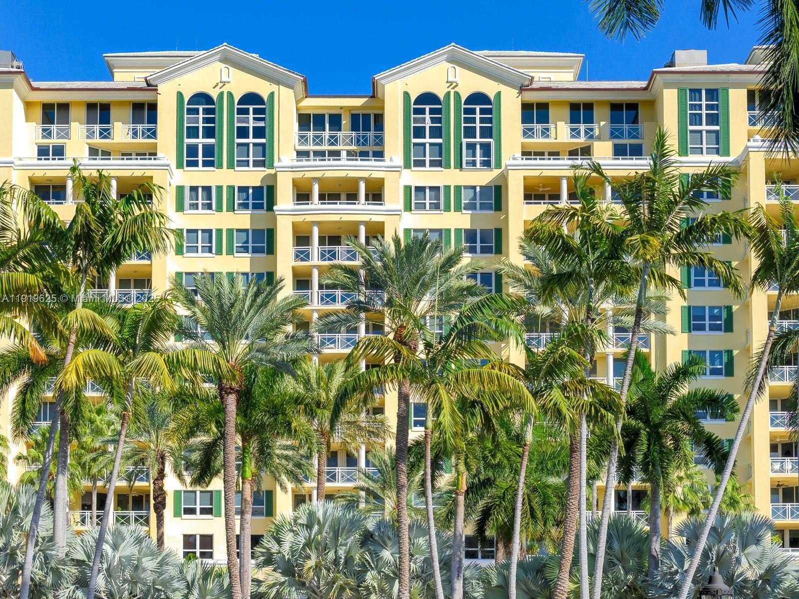 Small Image of 445 GRAND BAY DR #303, Key Biscayne Number 3