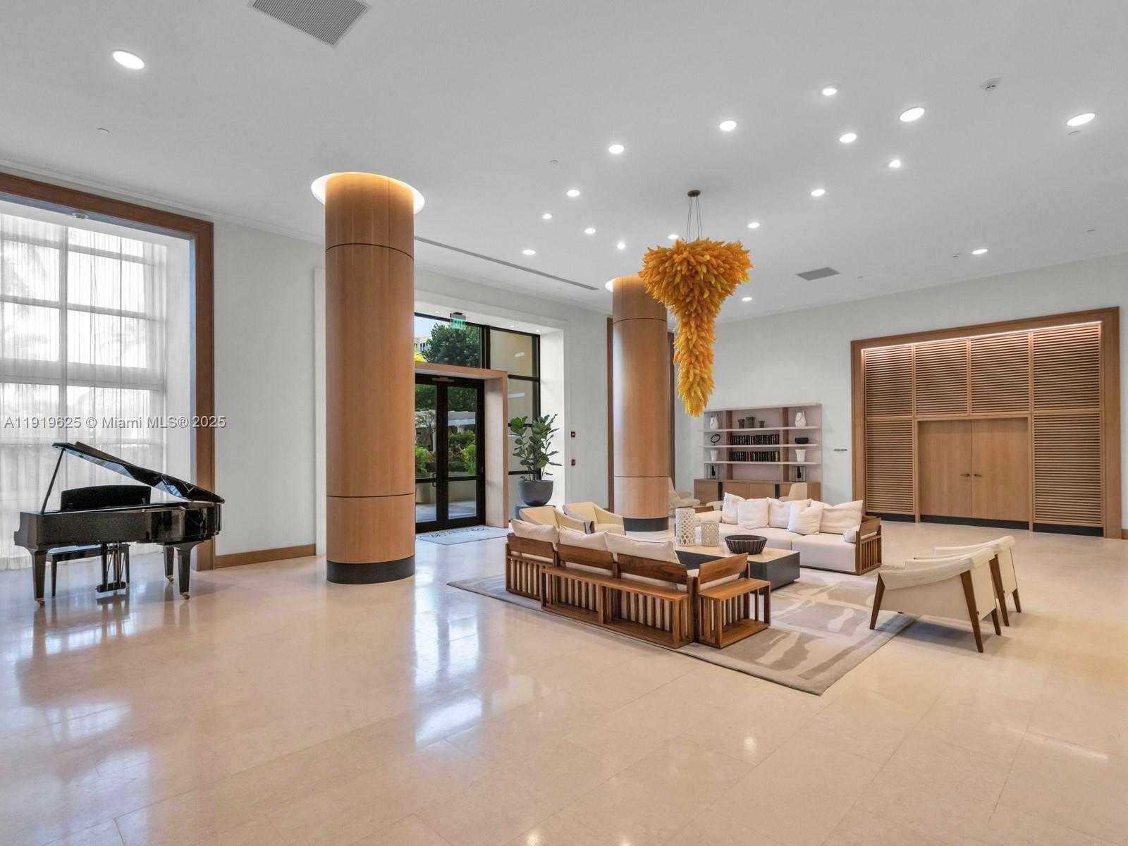 Small Image of 445 GRAND BAY DR #303, Key Biscayne Number 9