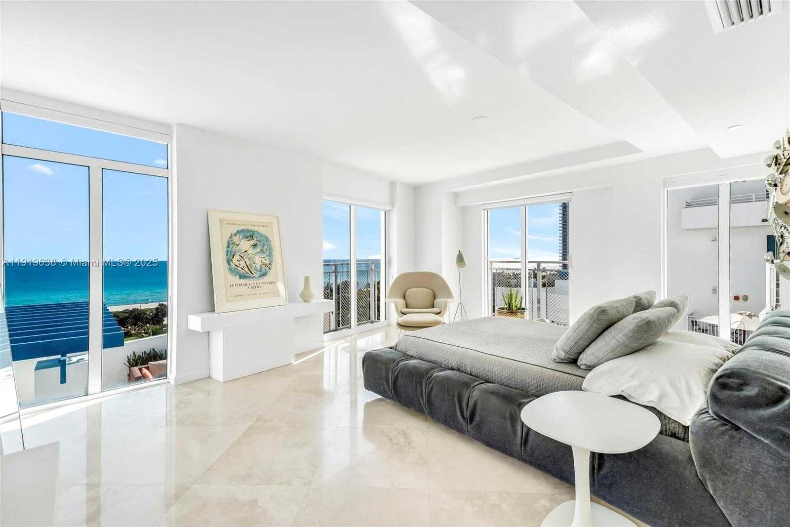Small Image of 7600 COLLINS AVE #1012, Miami Beach Number 17