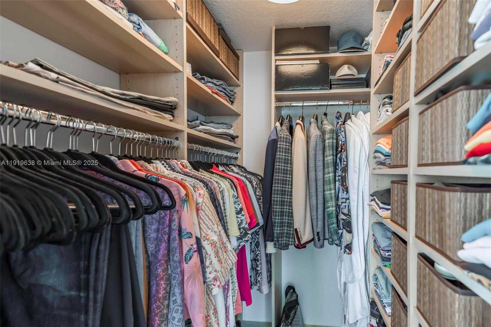 Small Image of 7600 COLLINS AVE #1012, Miami Beach Number 22