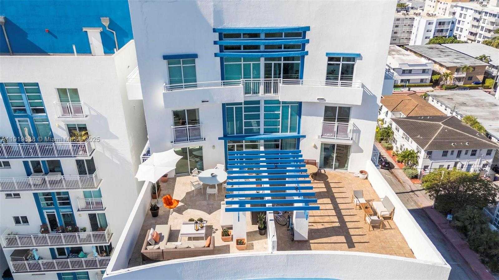 Small Image of 7600 COLLINS AVE #1012, Miami Beach Number 30