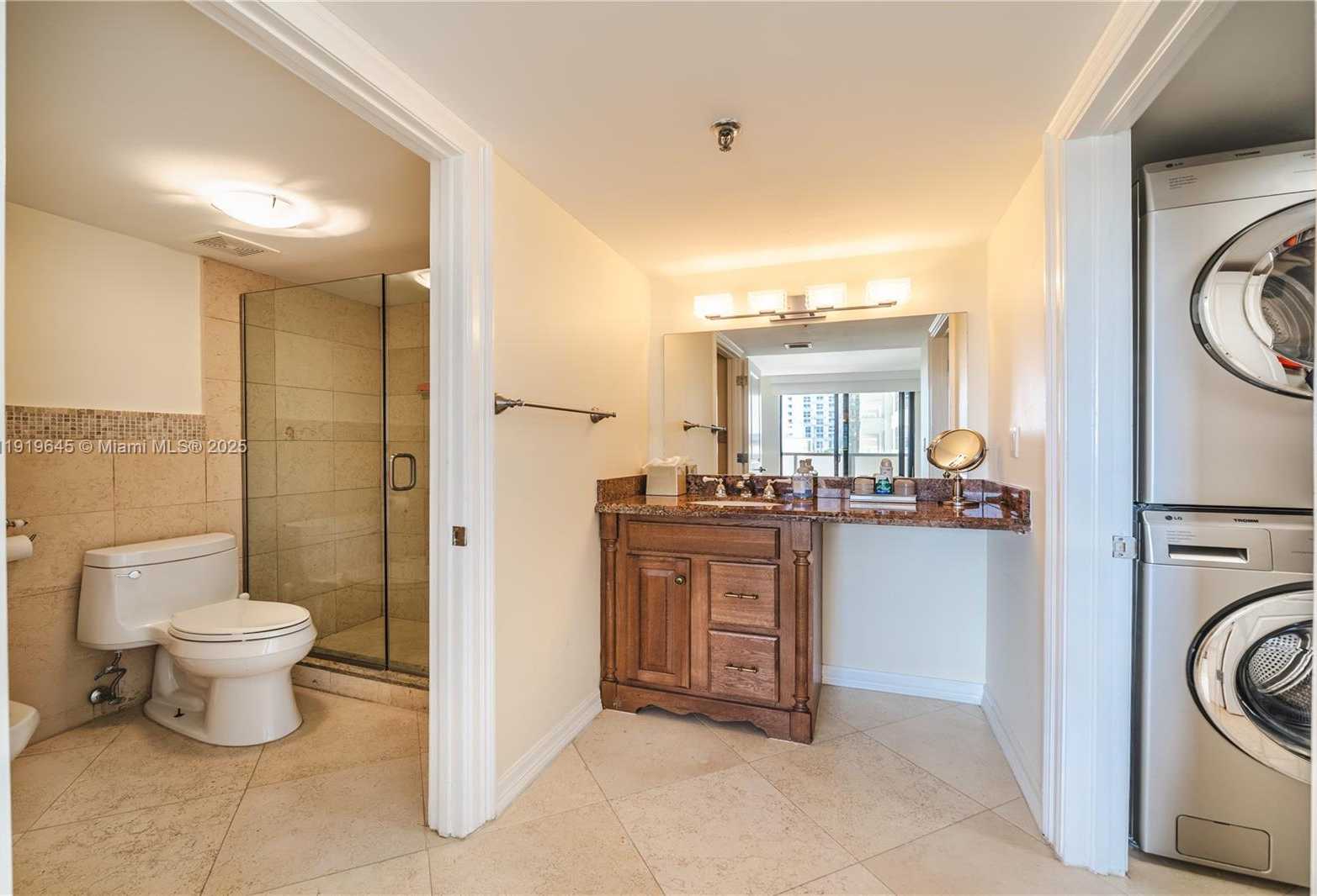 Small Image of 1621 COLLINS AVE #802, Miami Beach Number 21