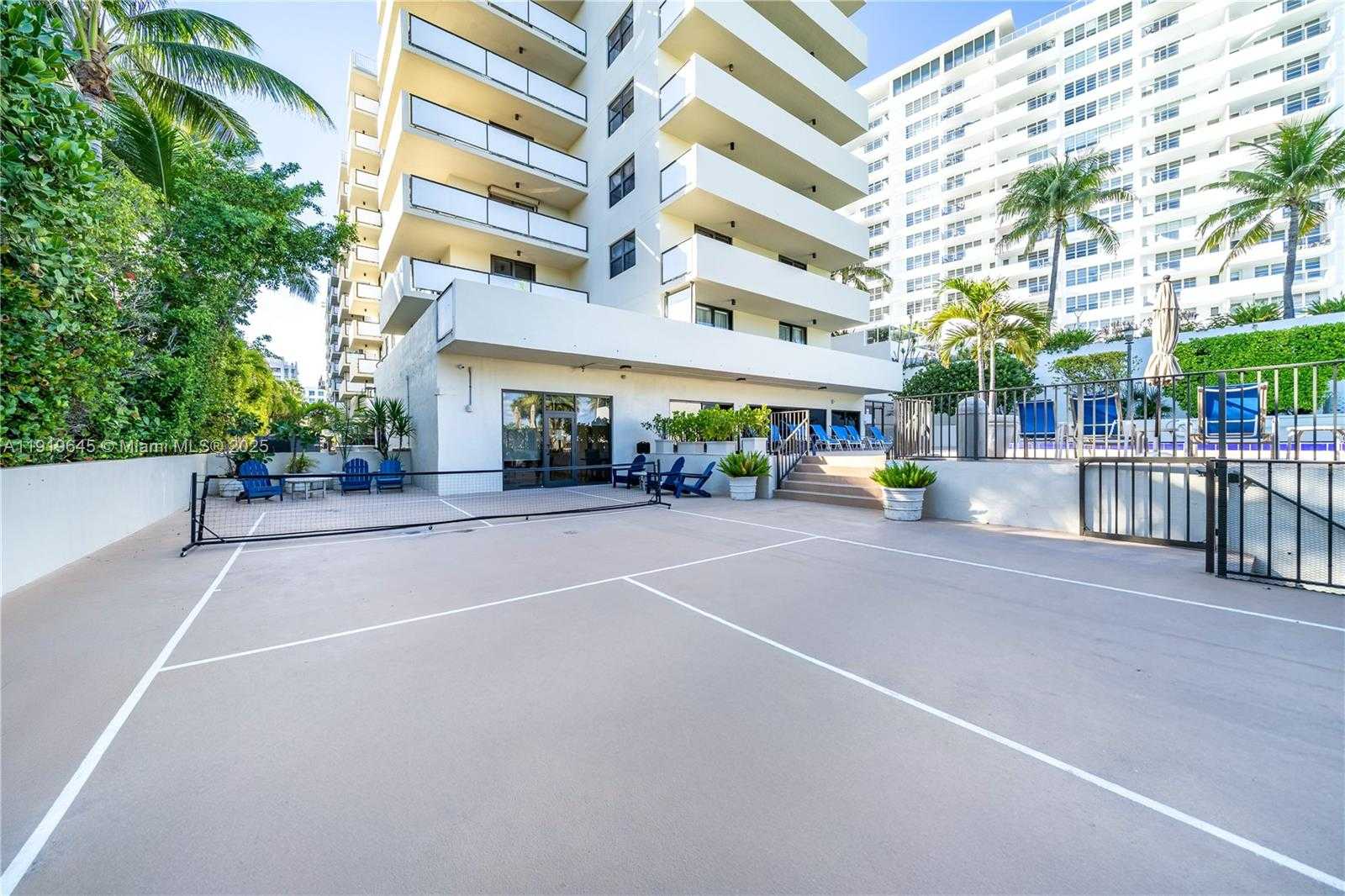 Small Image of 1621 COLLINS AVE #802, Miami Beach Number 44