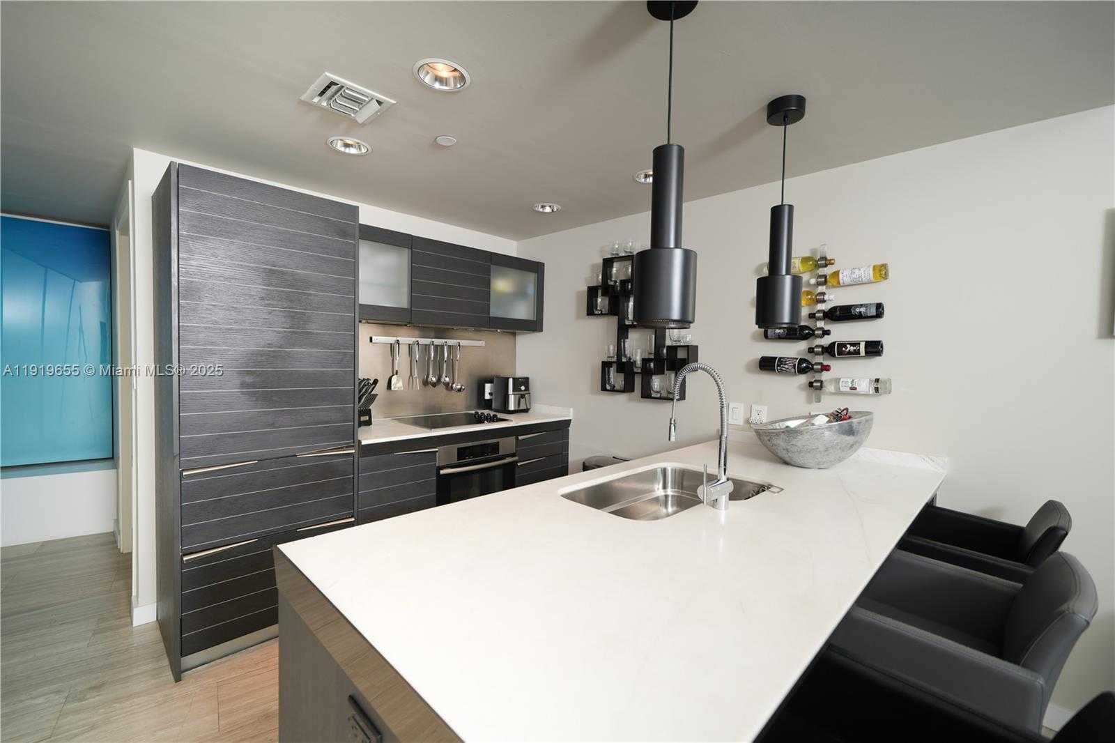 Imagen de Pequeño Objeto