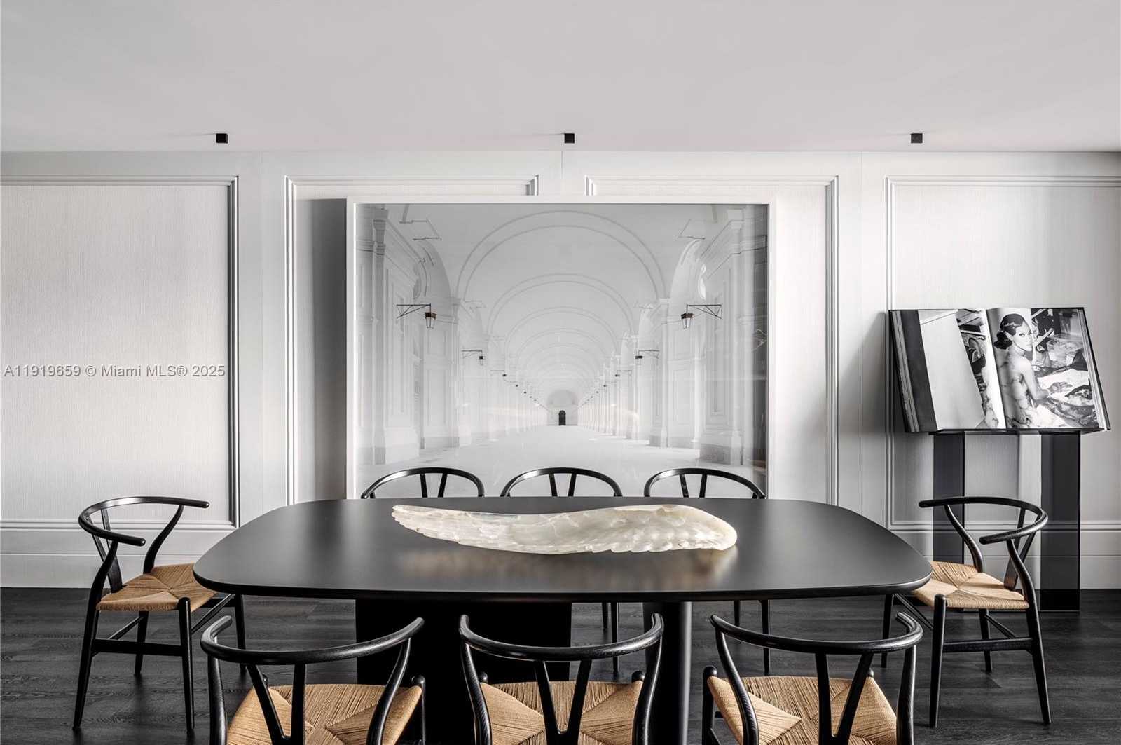 Small Image of 1040 BISCAYNE BLVD #2202, Miami Number 13