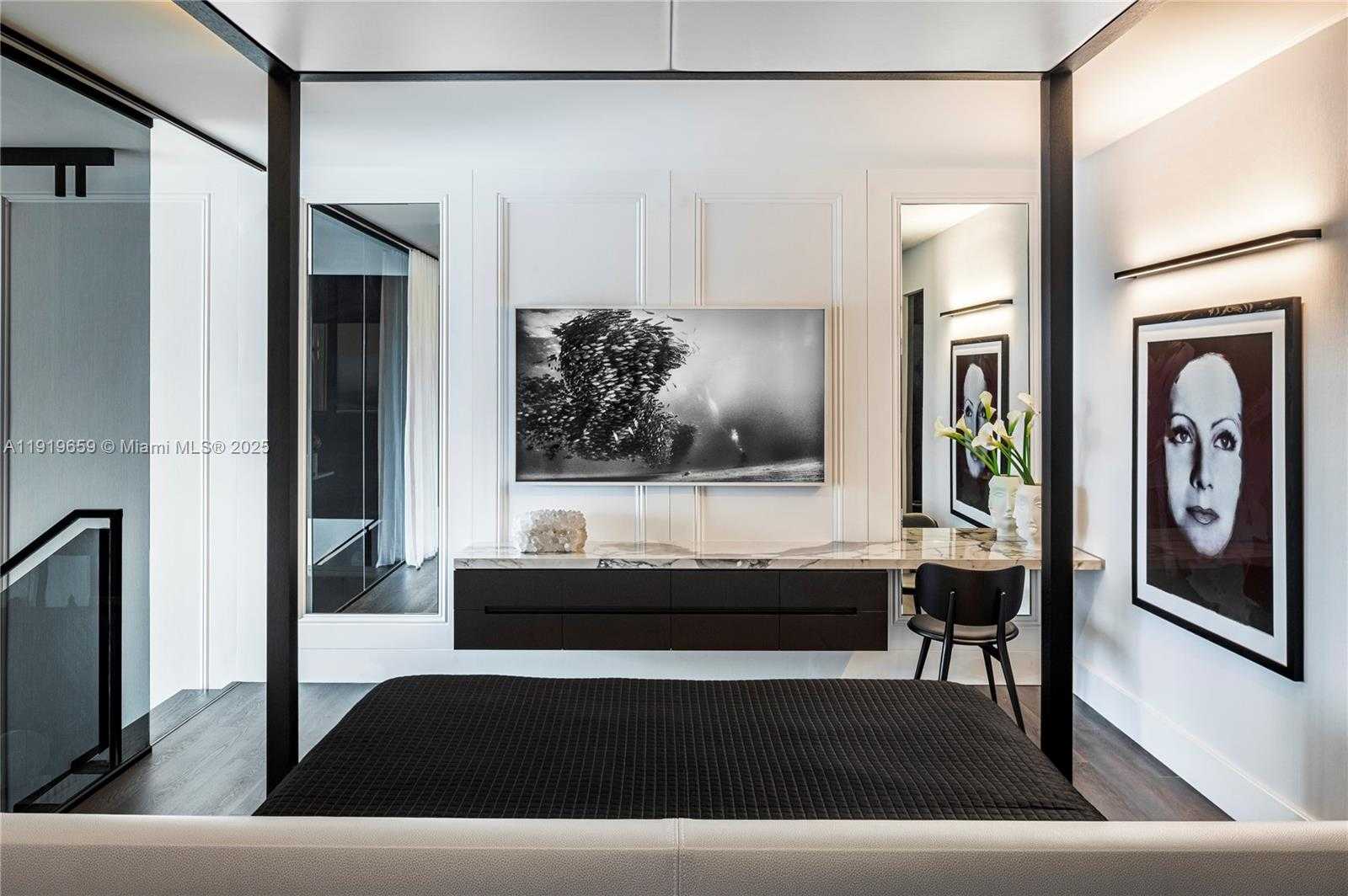 Small Image of 1040 BISCAYNE BLVD #2202, Miami Number 18