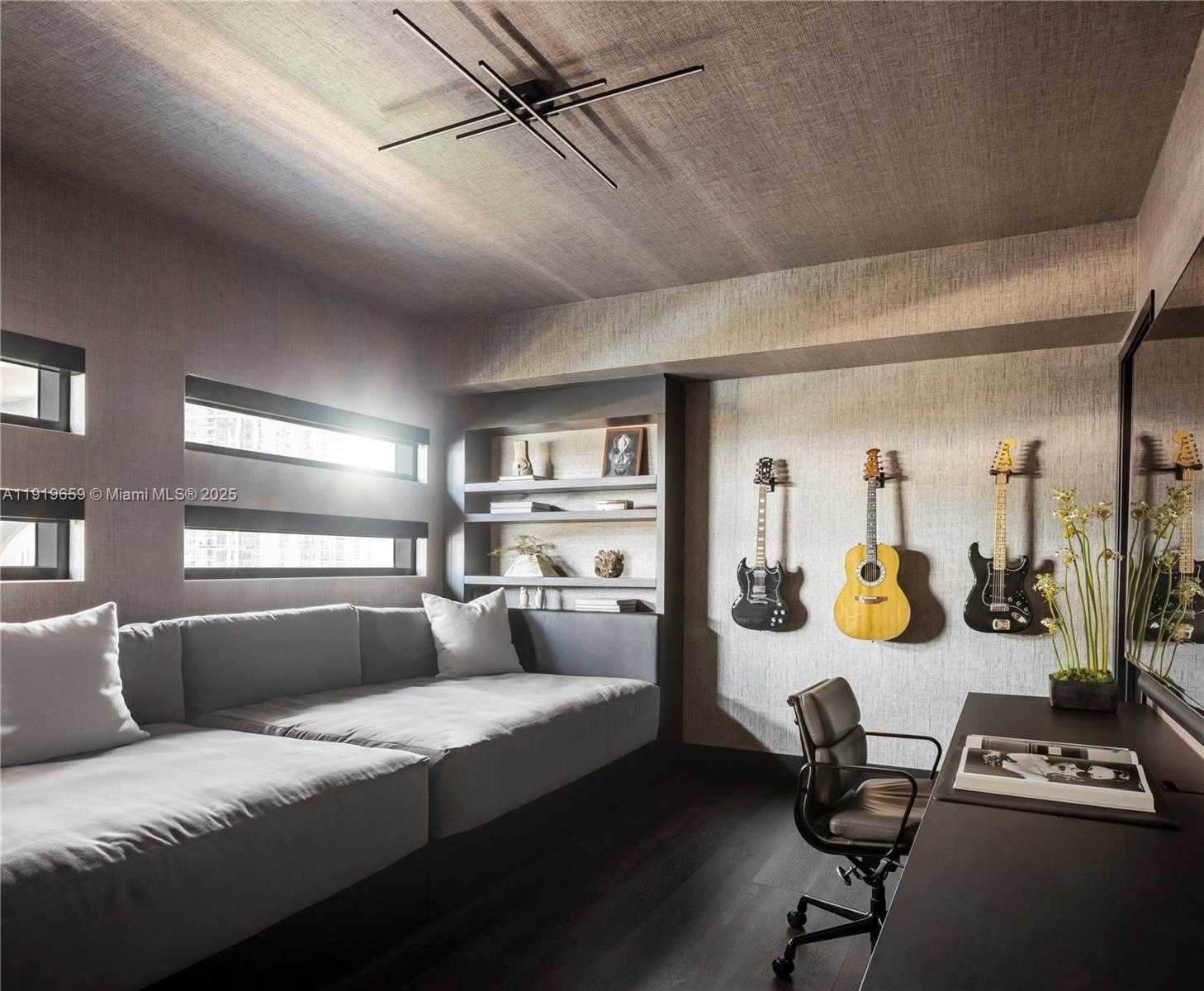 Small Image of 1040 BISCAYNE BLVD #2202, Miami Number 24