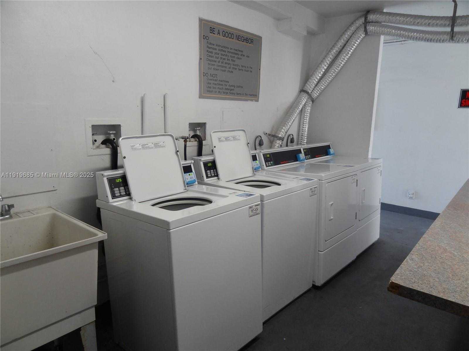 Imagen de Pequeño Objeto