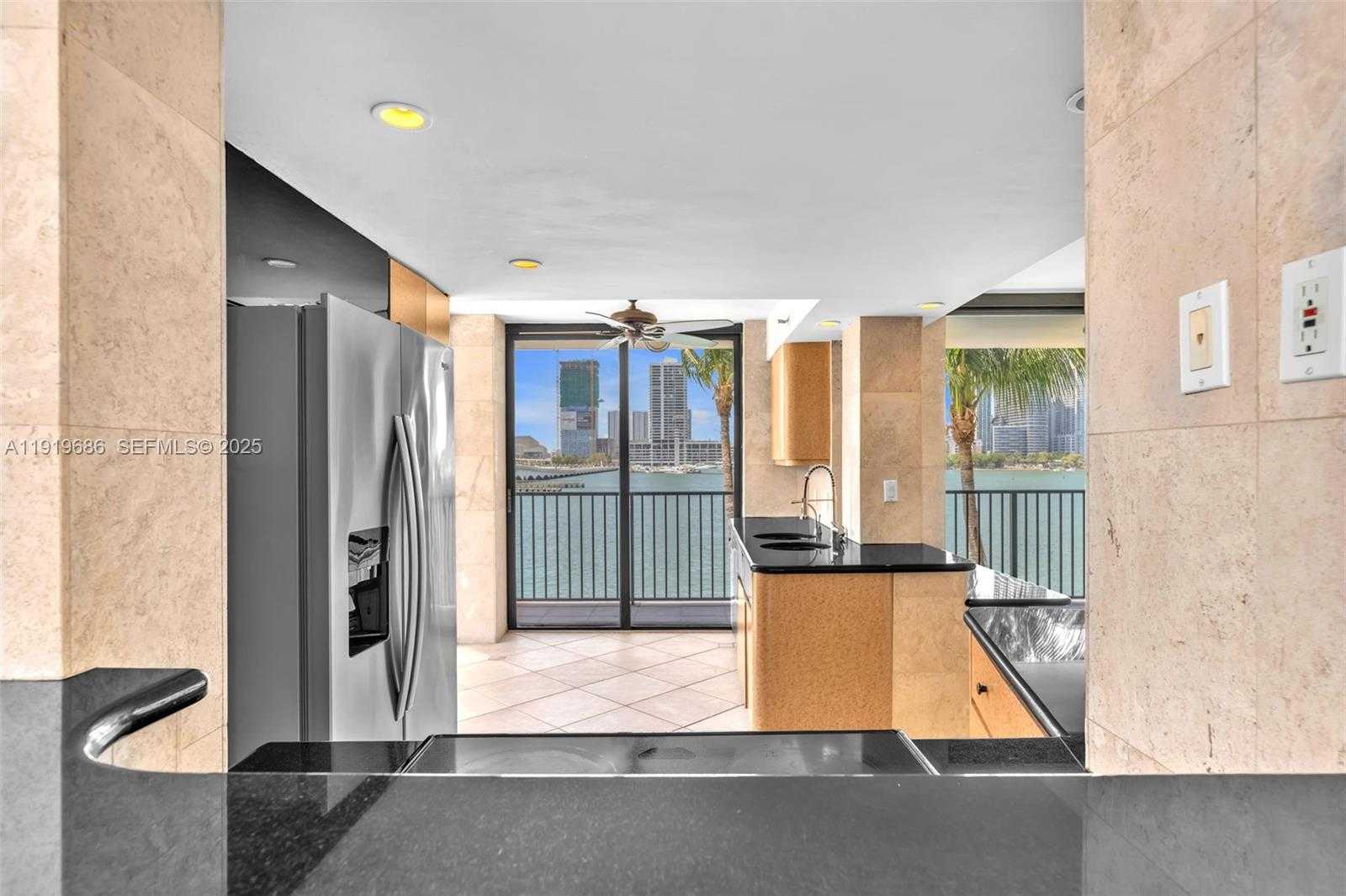 Small Image of 801 NORTH VENETIAN DR #208, Miami Beach Number 13