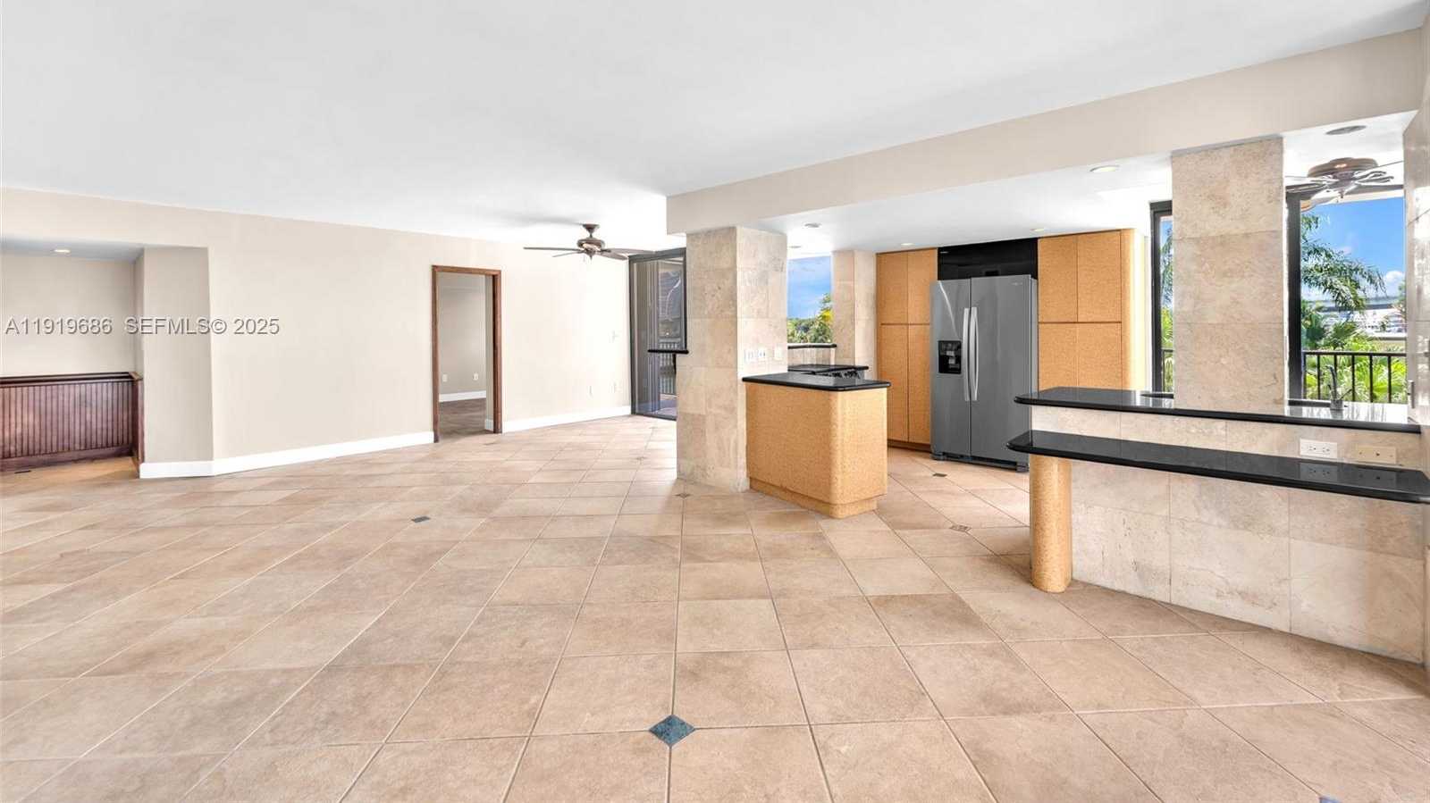 Small Image of 801 NORTH VENETIAN DR #208, Miami Beach Number 16
