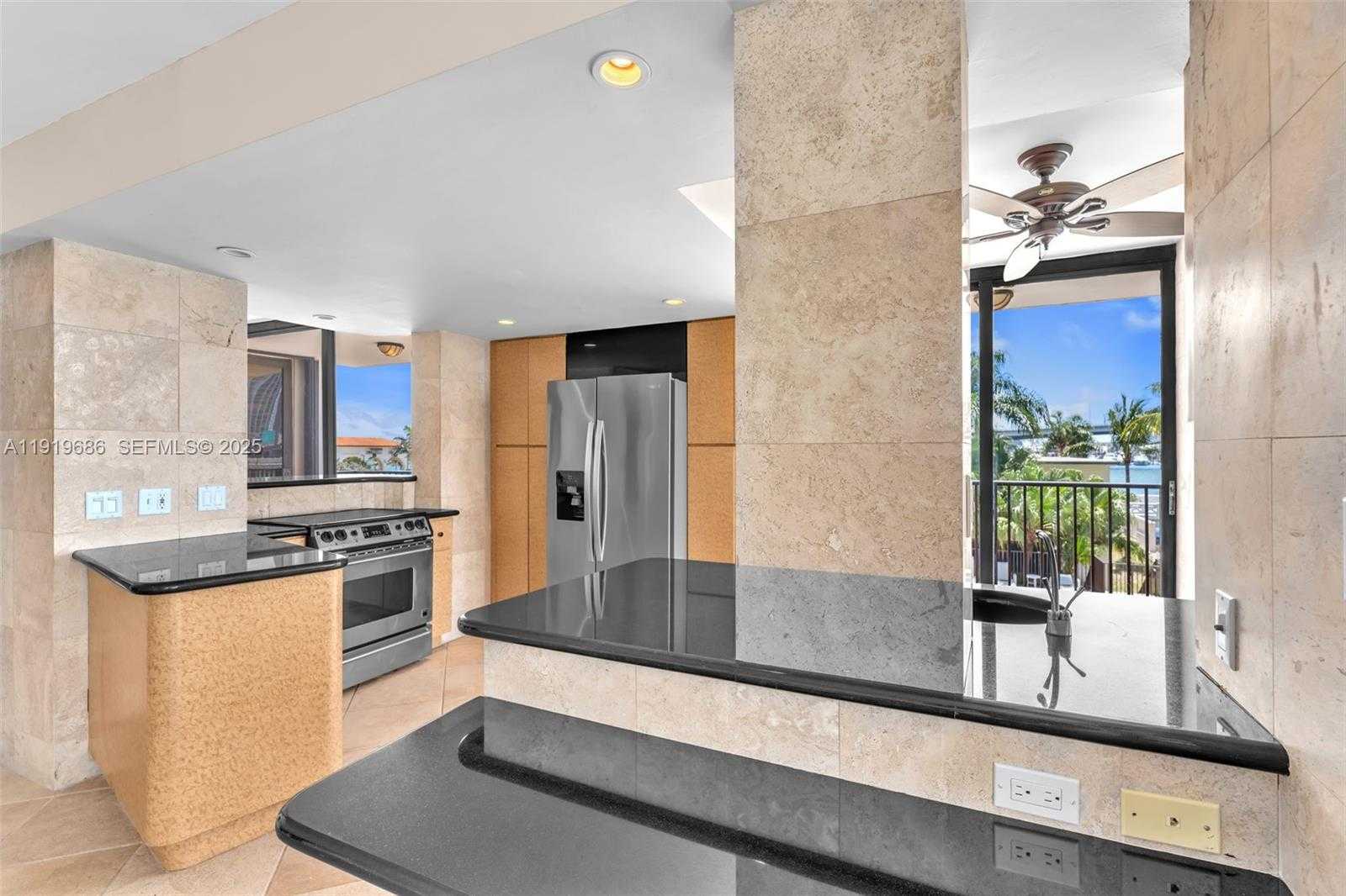 Small Image of 801 NORTH VENETIAN DR #208, Miami Beach Number 17