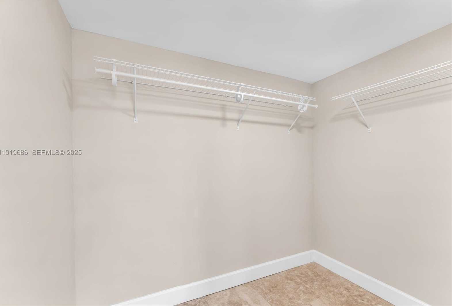 Small Image of 801 NORTH VENETIAN DR #208, Miami Beach Number 30