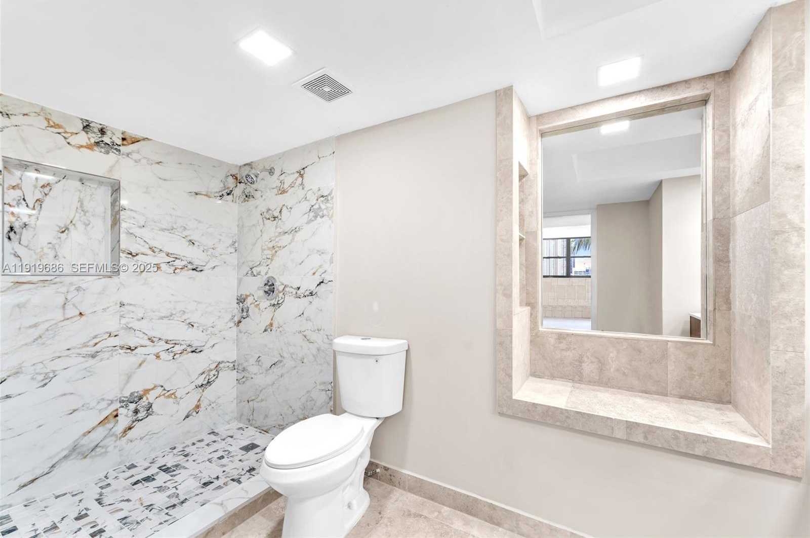 Small Image of 801 NORTH VENETIAN DR #208, Miami Beach Number 34