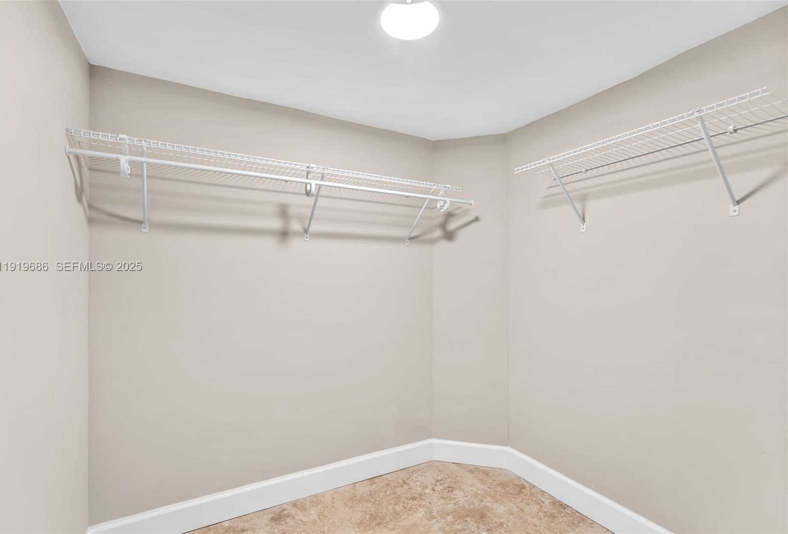 Small Image of 801 NORTH VENETIAN DR #208, Miami Beach Number 42