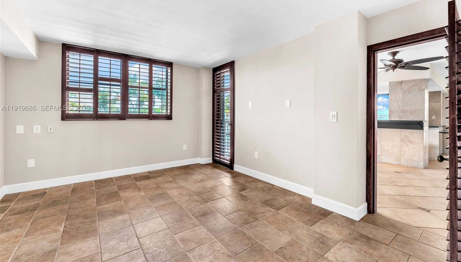 Small Image of 801 NORTH VENETIAN DR #208, Miami Beach Number 44