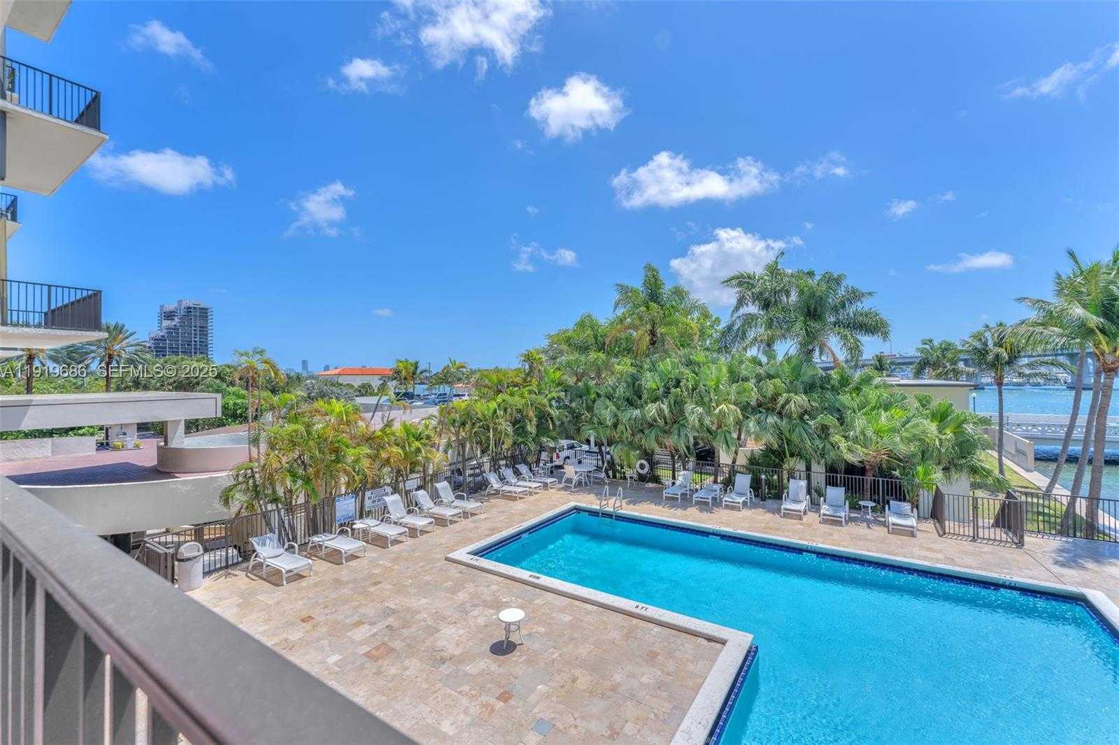 Small Image of 801 NORTH VENETIAN DR #208, Miami Beach Number 50