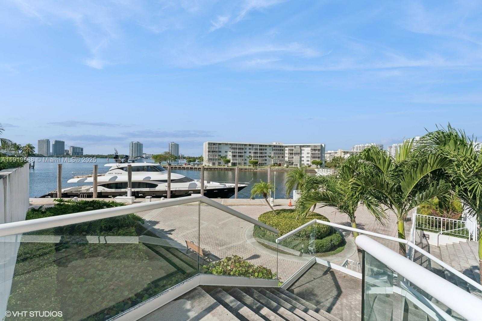 Small Image of 1000 WEST ISLAND BLVD #2911, Aventura Number 28