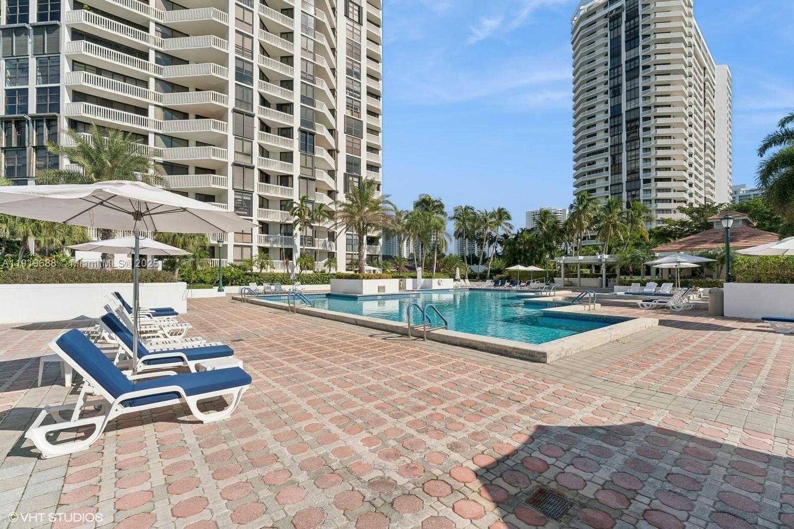 Small Image of 1000 WEST ISLAND BLVD #2911, Aventura Number 31