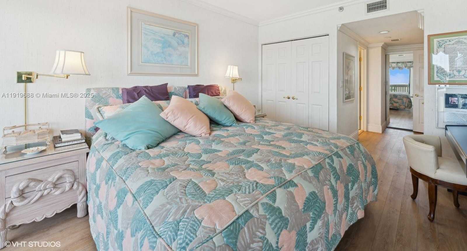 Small Image of 1000 WEST ISLAND BLVD #2911, Aventura Number 45