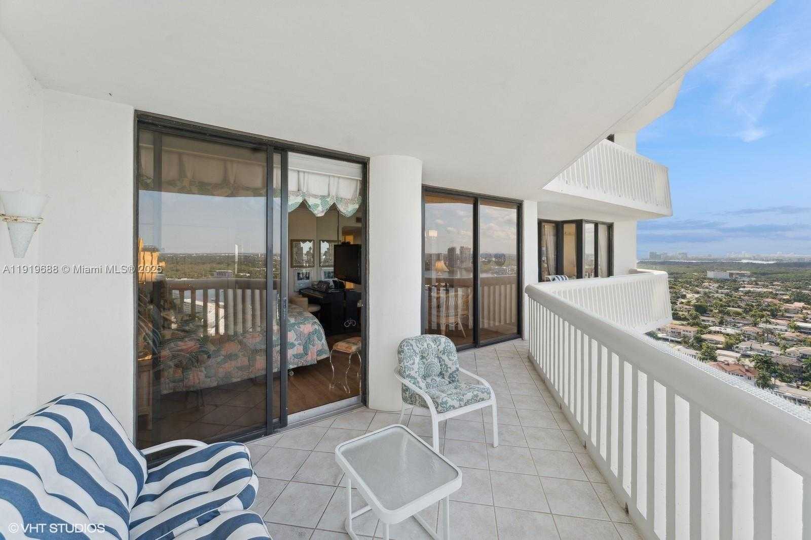 Small Image of 1000 WEST ISLAND BLVD #2911, Aventura Number 6