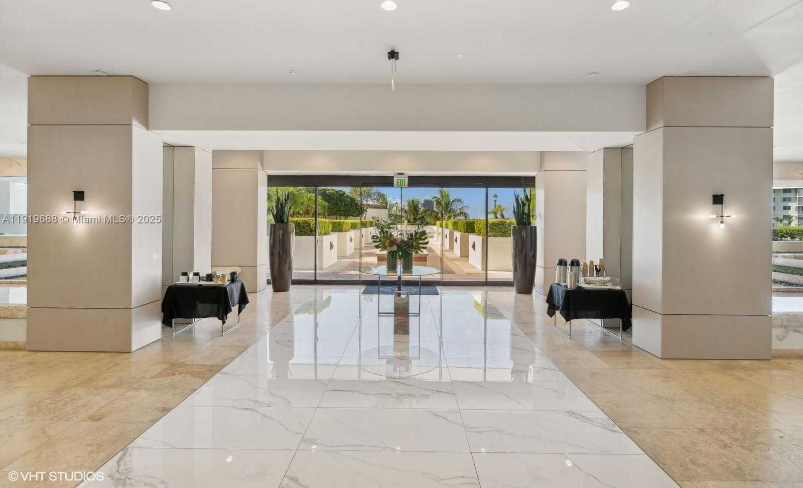 Small Image of 1000 WEST ISLAND BLVD #2911, Aventura Number 9