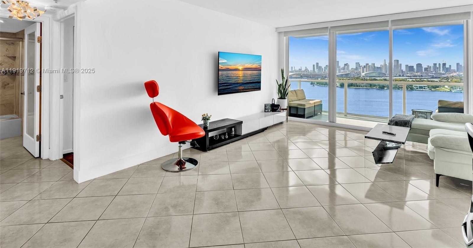Small Image of 650 WEST AVE #1605, Miami Beach Number 17