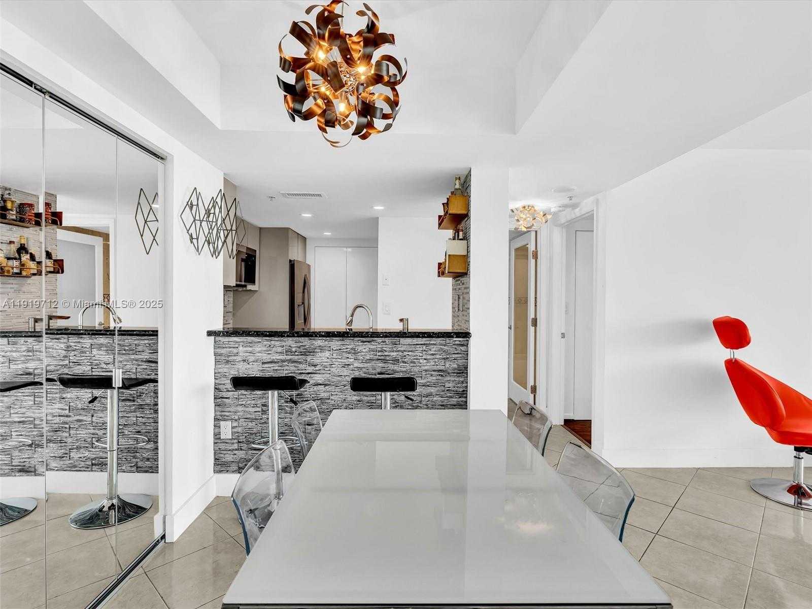 Small Image of 650 WEST AVE #1605, Miami Beach Number 5