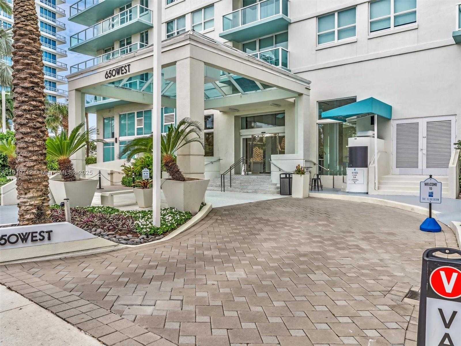 Small Image of 650 WEST AVE #1605, Miami Beach Number 54