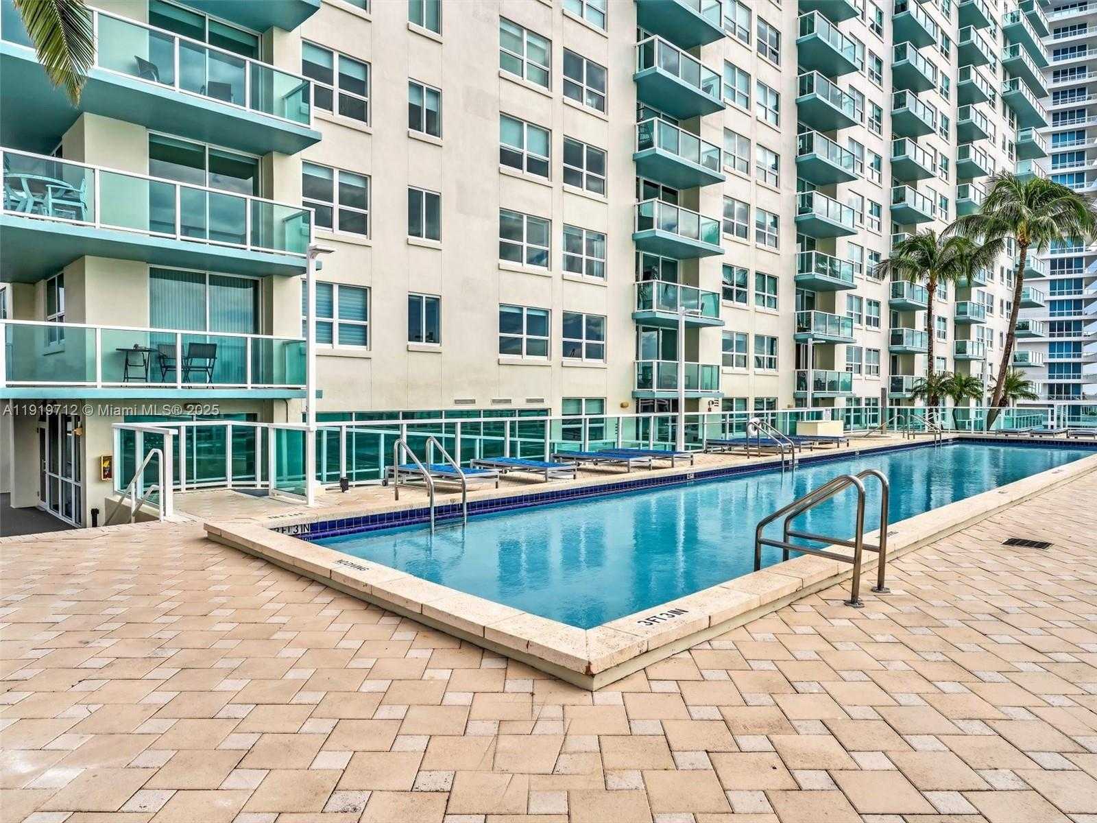 Small Image of 650 WEST AVE #1605, Miami Beach Number 61