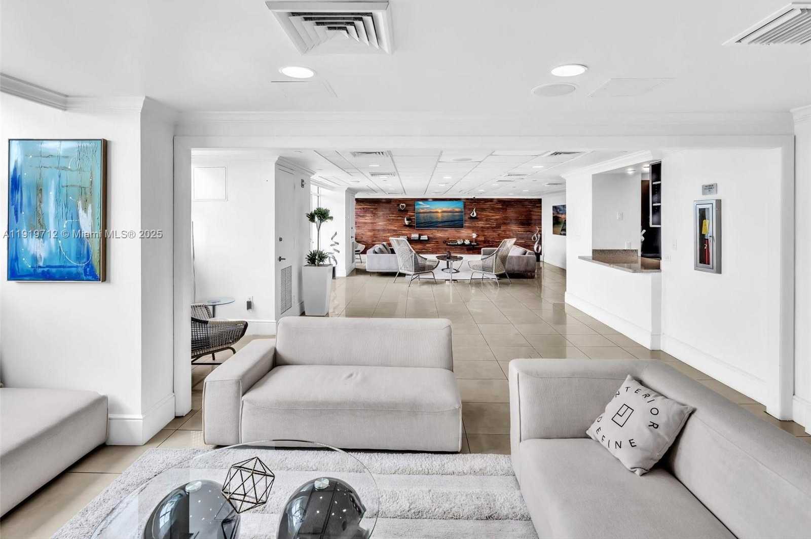 Small Image of 650 WEST AVE #1605, Miami Beach Number 67