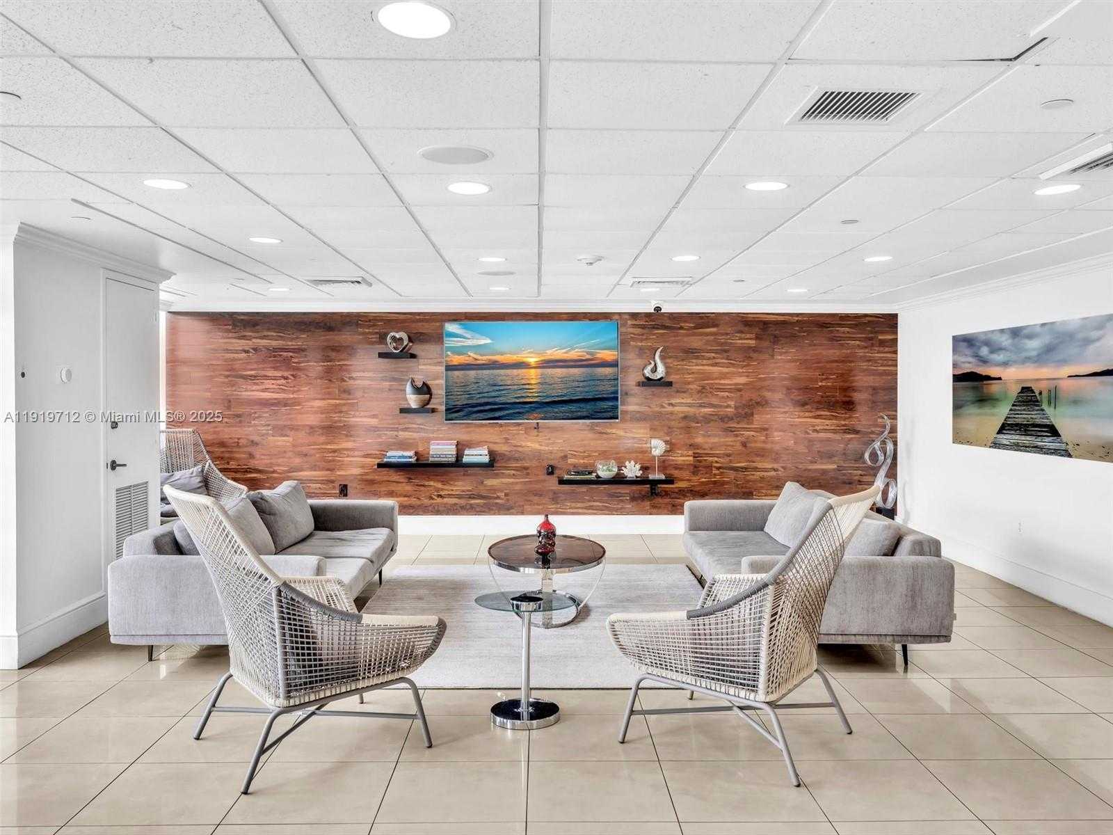 Small Image of 650 WEST AVE #1605, Miami Beach Number 70