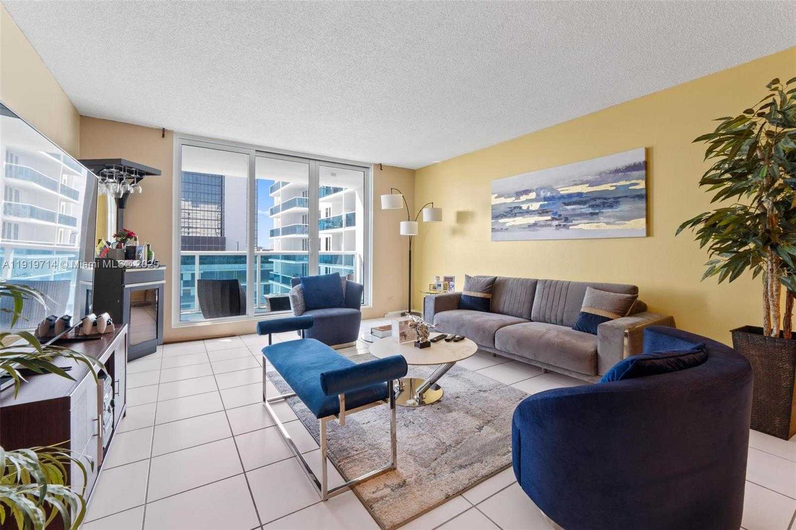 Small Image of 2301 COLLINS AVE #802, Miami Beach Number 16
