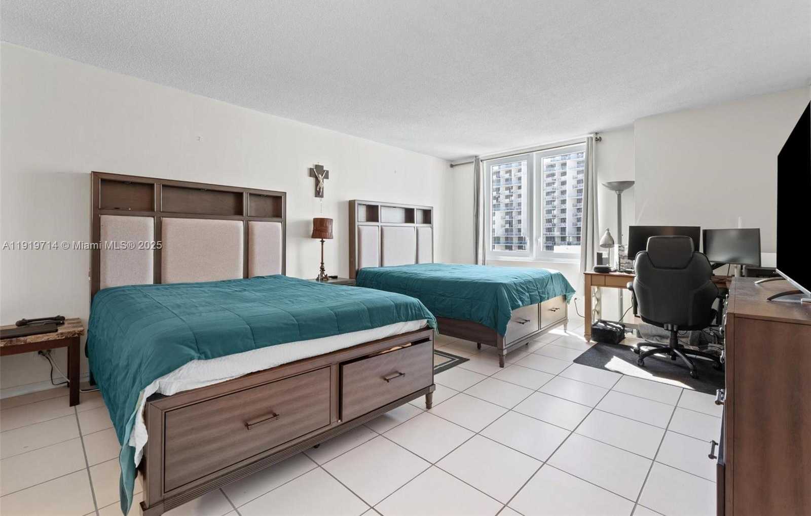 Small Image of 2301 COLLINS AVE #802, Miami Beach Number 21