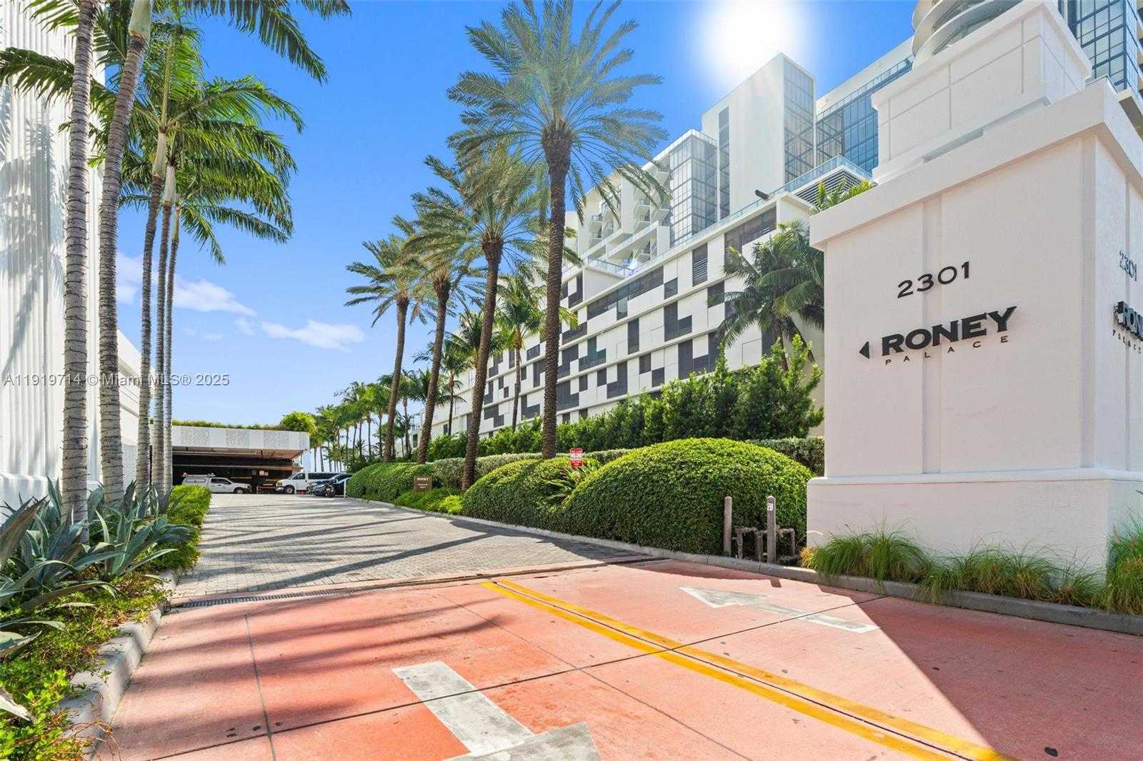 Small Image of 2301 COLLINS AVE #802, Miami Beach Number 26