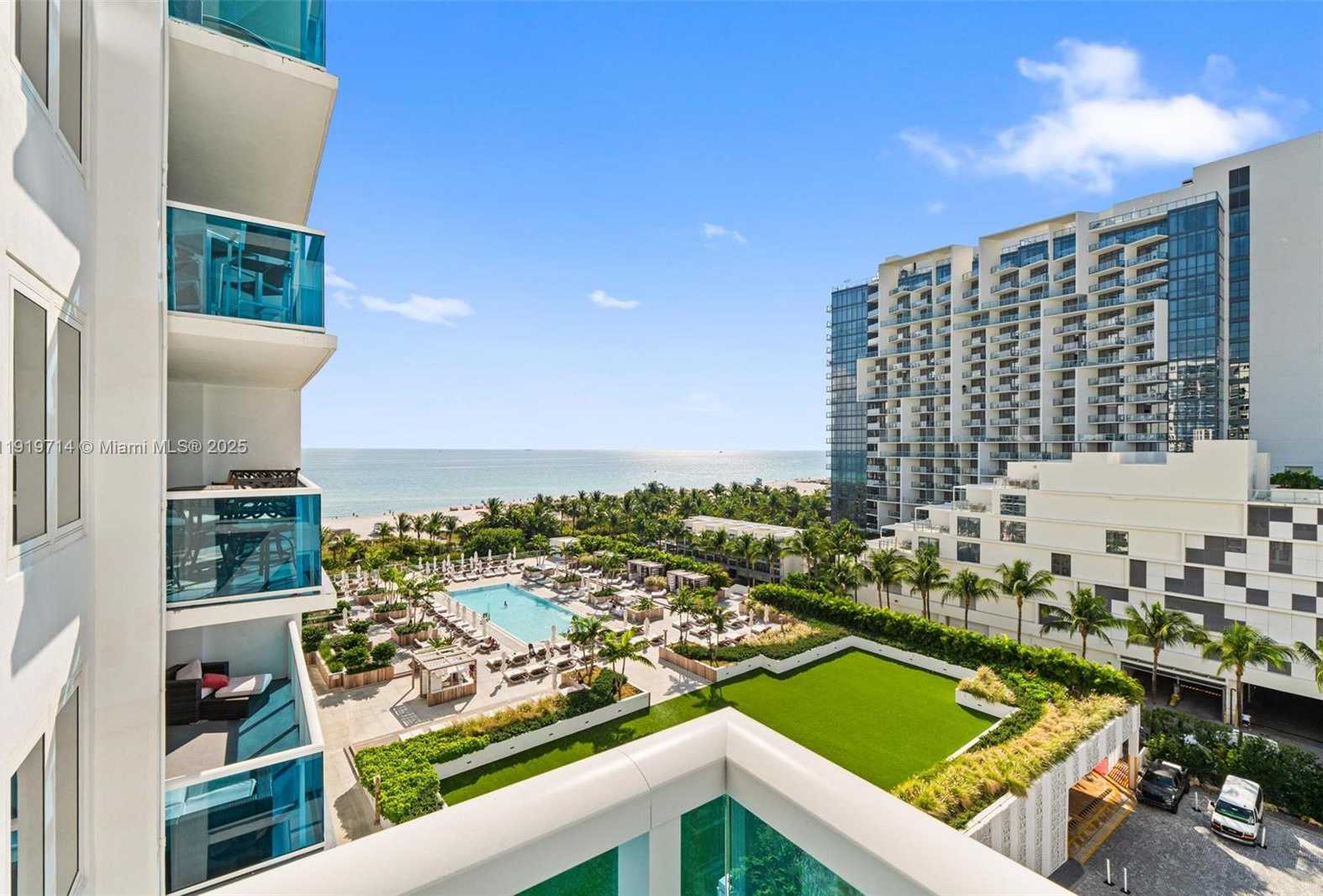 Small Image of 2301 COLLINS AVE #802, Miami Beach Number 6