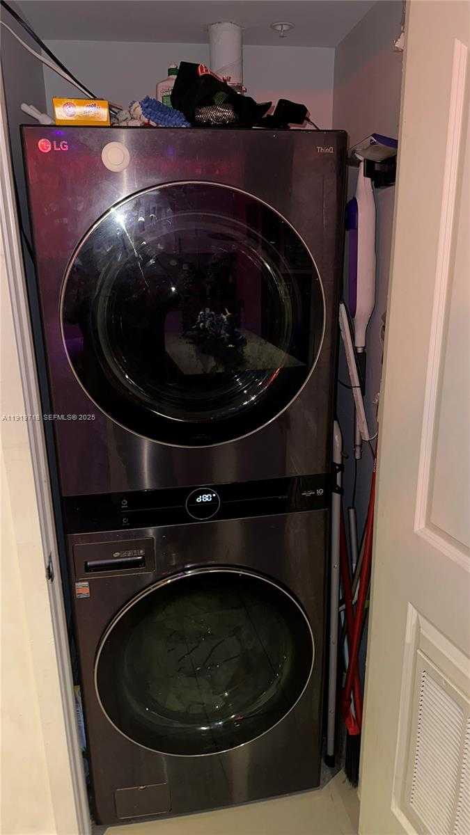 Imagen de Pequeño Objeto