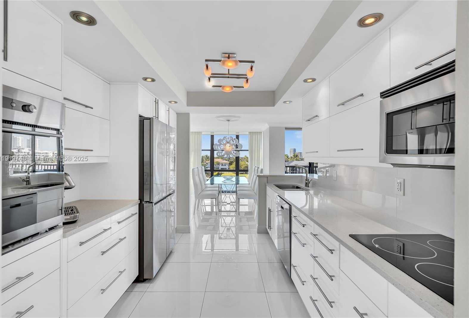 Imagen de Pequeño Objeto