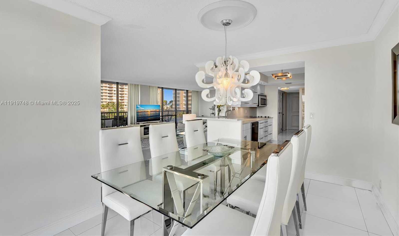 Imagen de Pequeño Objeto