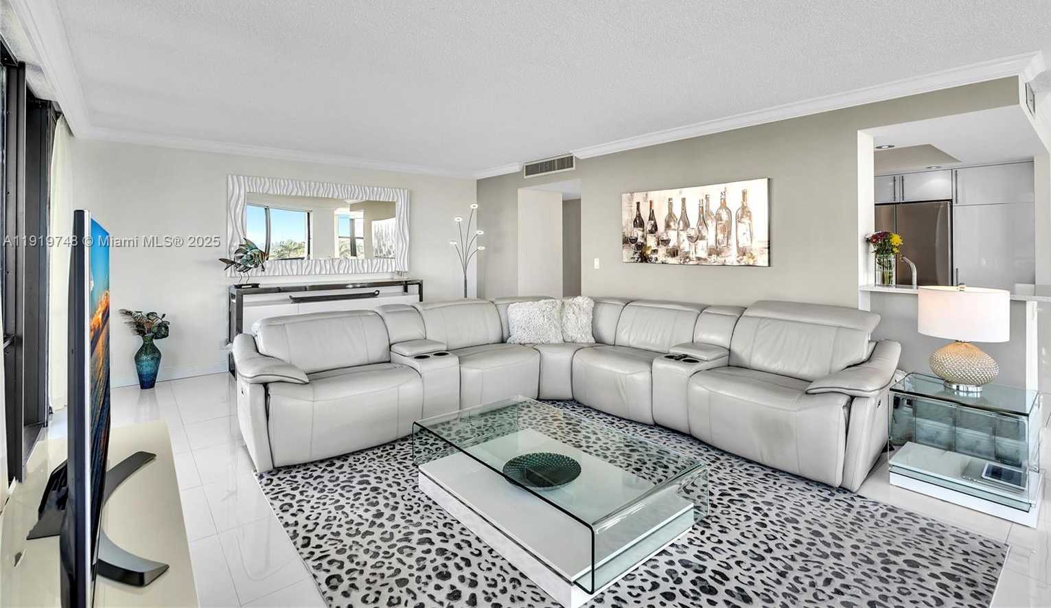 Imagen de Pequeño Objeto