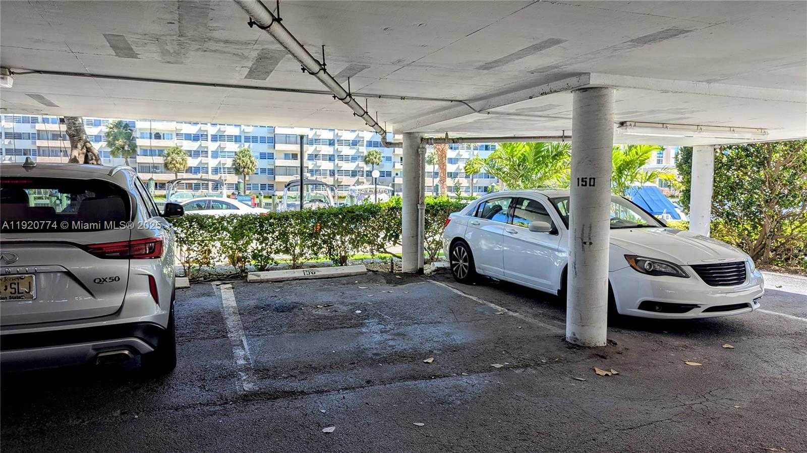 Small Image of 300 BAYVIEW DR #206, Sunny Isles Beach Number 29