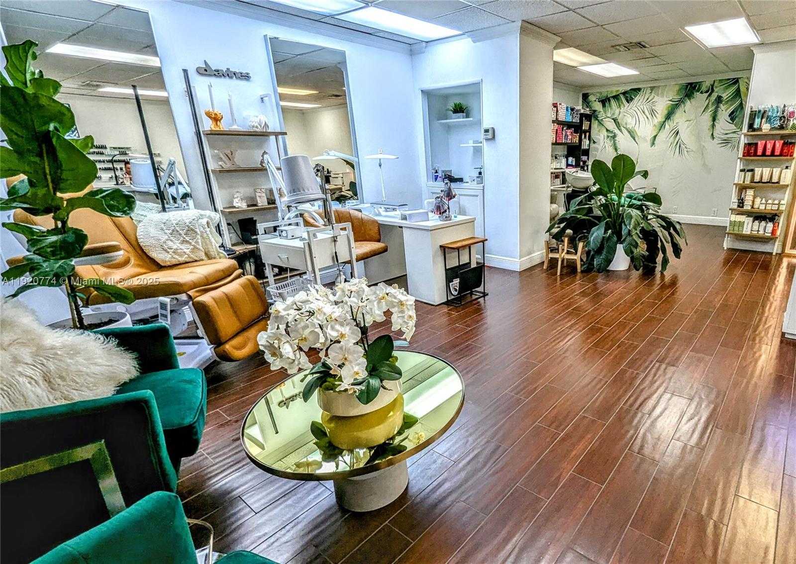 Small Image of 300 BAYVIEW DR #206, Sunny Isles Beach Number 31