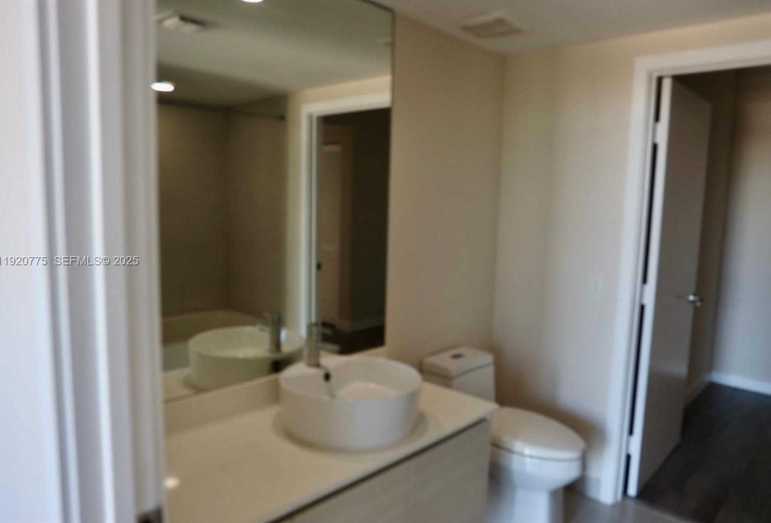 Small Image of 4250 BISCAYNE BLVD #804, Miami Number 8