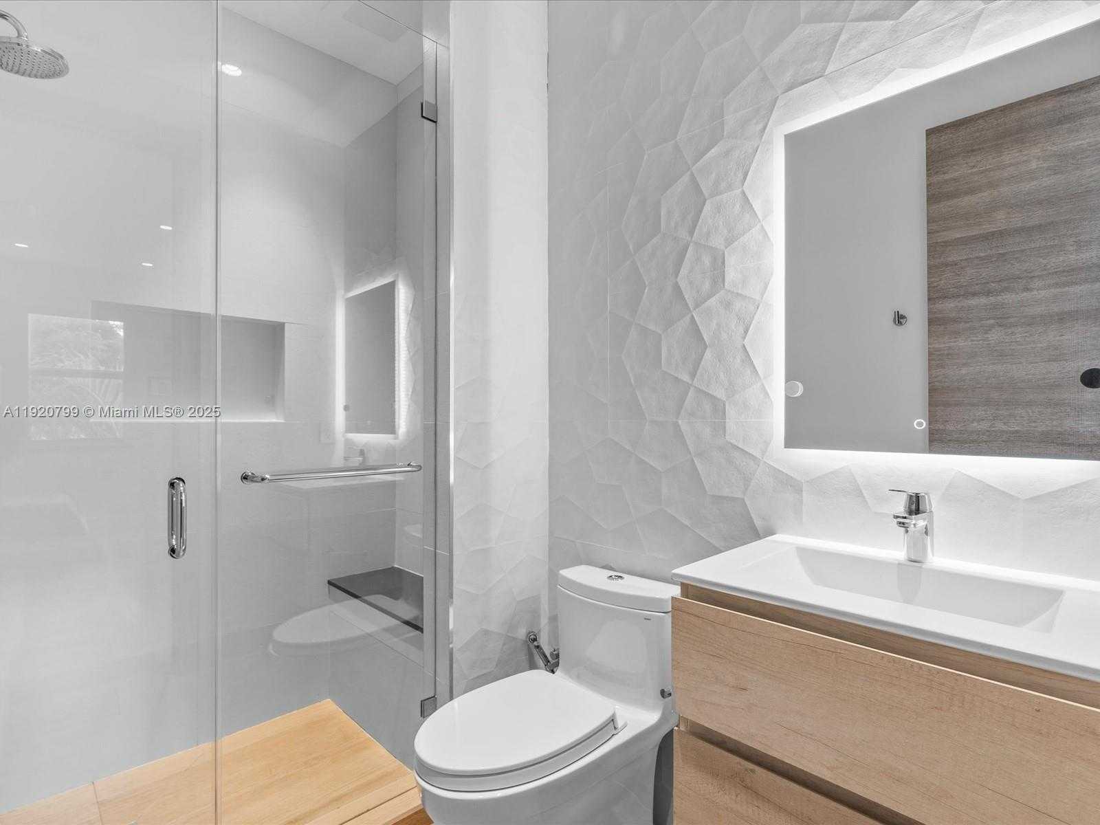 Small Image of 3753 NORTH EAST 214 ST #42, Aventura Number 38