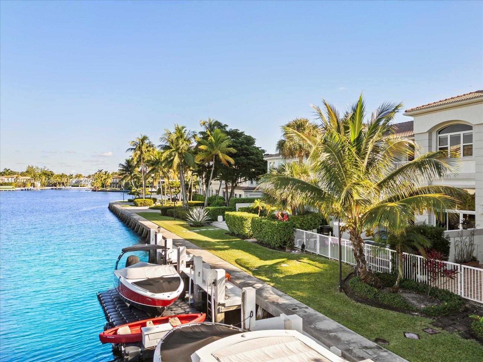 Small Image of 3753 NORTH EAST 214 ST #42, Aventura Number 39