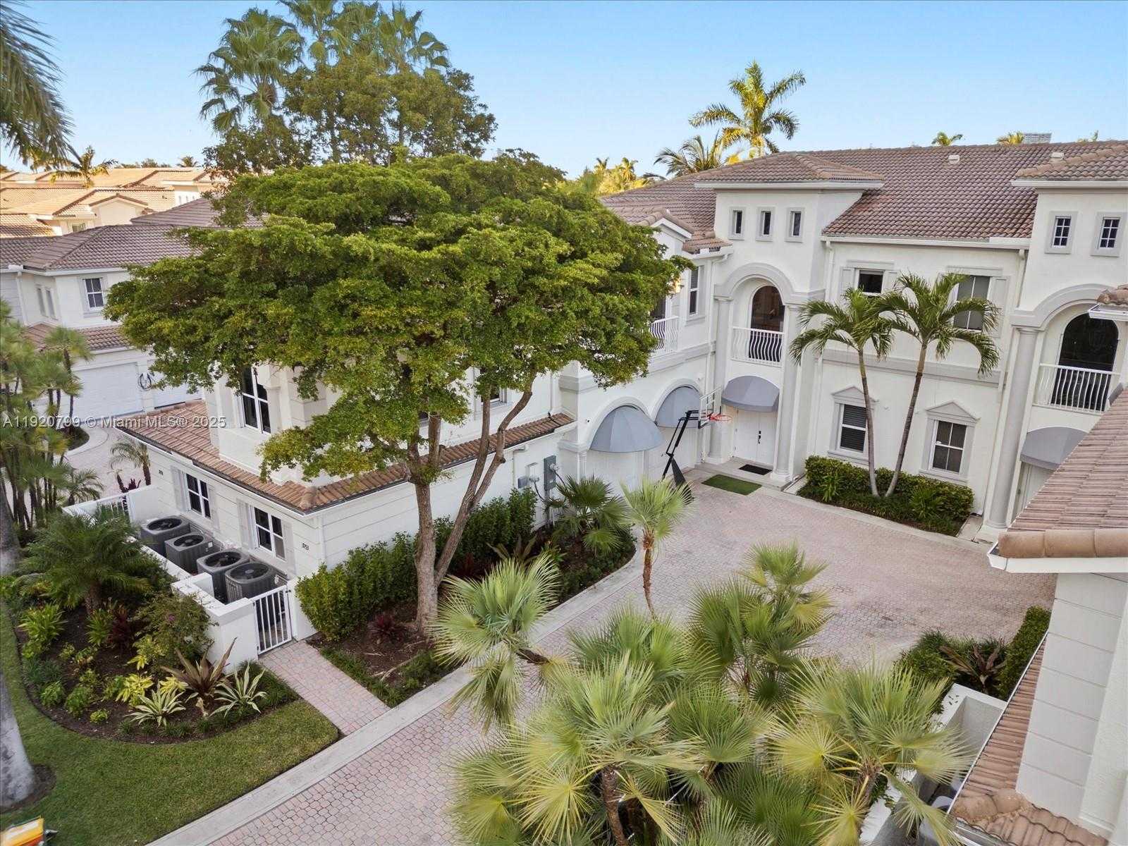 Small Image of 3753 NORTH EAST 214 ST #42, Aventura Number 44